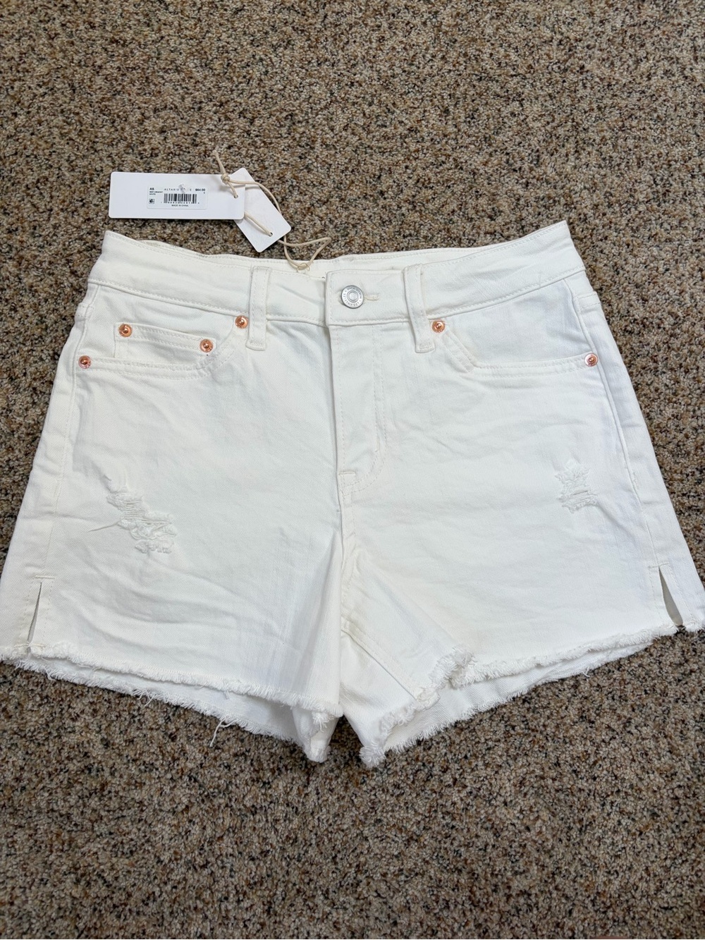 NWT Women’s Altar’d State Jean shorts small